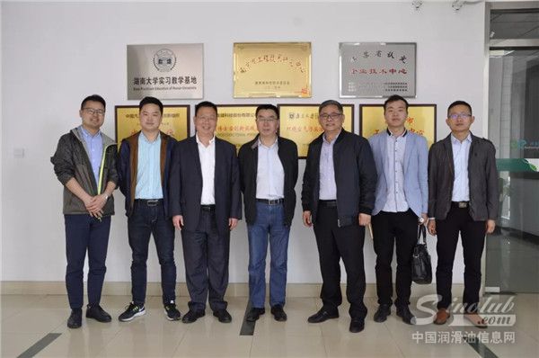 华菱星马领导应邀考察龙蟠科技 深化润滑油销售合作
